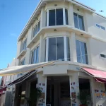 Gusto Building